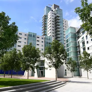 4* Ξενοδοχείο με διαμερίσματα Marlin Bridge - Empire Square