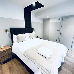  Apartahotel South Charming Ensuite Look Like Designer